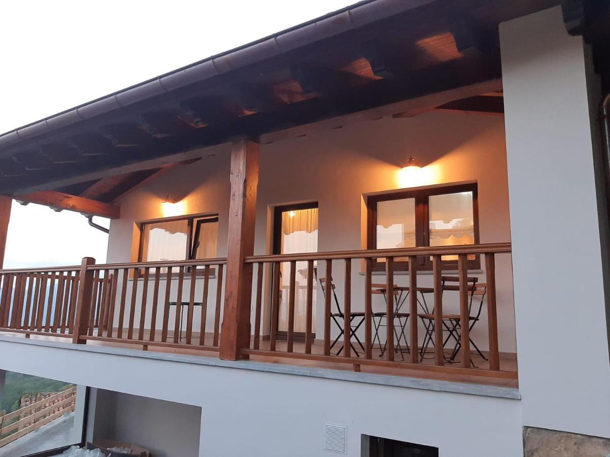 Tiu Enrique 3 Cangas de Onís Exterior photo
